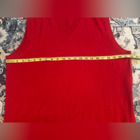 Turnbury Mens Sz Large Sweater Vest 100% Extra Fine Merino Wool Red Knit - Picture 5 of 6